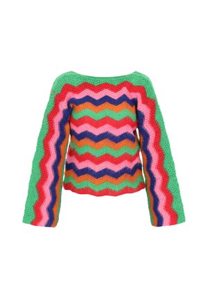 Pull multicolore avec un motif en zigzag vert, rose, rouge, bleu et orange, à manches longues et avec un large col. Texture en crochet.
