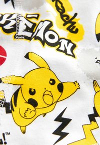 Next LICENSE 3 PACK - REGULAR FIT - Bikses - pokemon