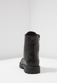 Zign Bottines à lacets - black