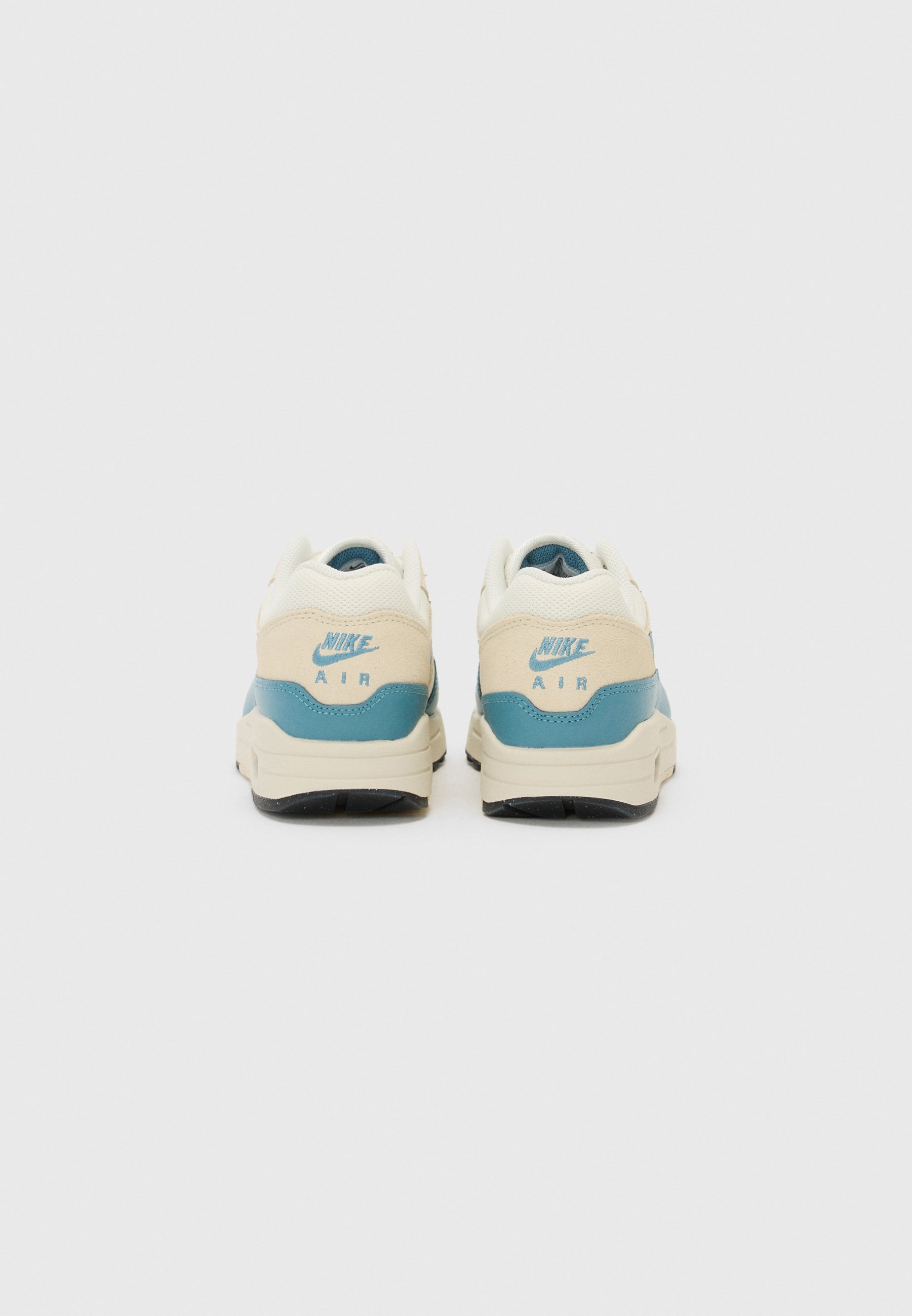 nike air max 1 se women's