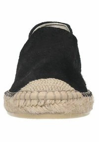 Espadrille en suède noir avec une semelle en corde de jute, présentant une partie avant arrondie et des détails cousus le long du bord. Design simple.
