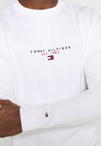 Tommy Hilfiger Sudadera - white