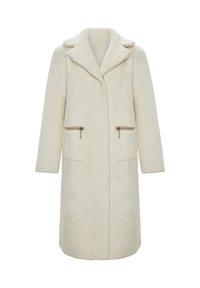 Cappotto lungo di lana color crema con ampie revers, maniche lunghe e due tasche frontali con zip.