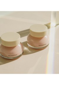 aromatica REVIVING ROSE INFUSION CREAM - Dagkräm