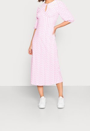 Glamorous Freizeitkleid - pink