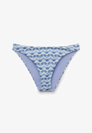 Blå og hvide bikiniunderdele med chevronmønster, lav talje og glat stoftekstur.