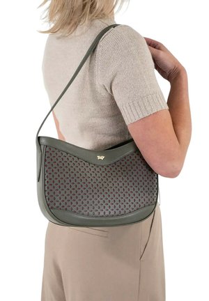 Braun Büffel, STELLA HOBO BAG OLIVE/ PINK - Borsa a mano - olive/pink
