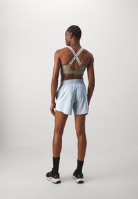 Under Armour INFINITY 2.0 HIGH - Sujetadores deportivos con sujeción alta - taupe dusk/black