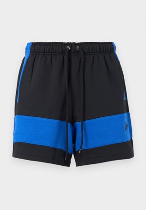 Svarta och blå atletiska shorts för män med resårmidja, dragsko, sidofickor och en horisontell blå rand nära fållen.