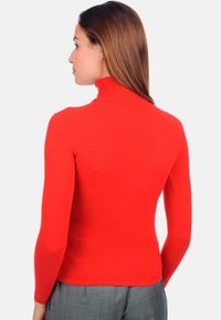 Mahogany JADE - Pullover - tango red