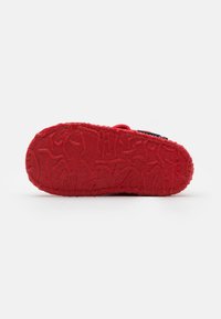 Nanga DISNEY DUMBO UNISEX - Slippers - rot