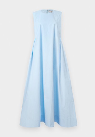 Bezramenné, svetlomodré, dlhé šaty v A-línie so okrúhlym výstrihom a zipsom na zadnej strane.