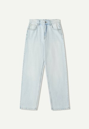Lichtblauwe denim jeans met een relaxte pasvorm, recht model, vijf zakken en subtiele vervaging in de stof.