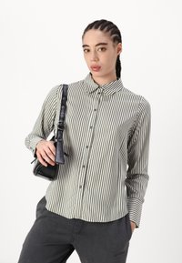 ONLY ONLBERIT LIFE  - Camicia - grape leaf