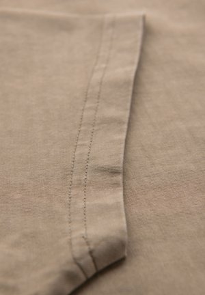 Ombre, T-shirt con stampa - dark beige