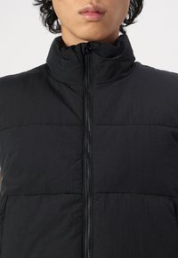 Only & Sons GLOBAL PUFFER  - Γιλέκο - schwarz
