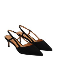 Escarpins à bride arrière en daim noir avec bouts pointus, talon fin et boucle ajustable. Caractérisés par une couleur unie et une texture lisse.