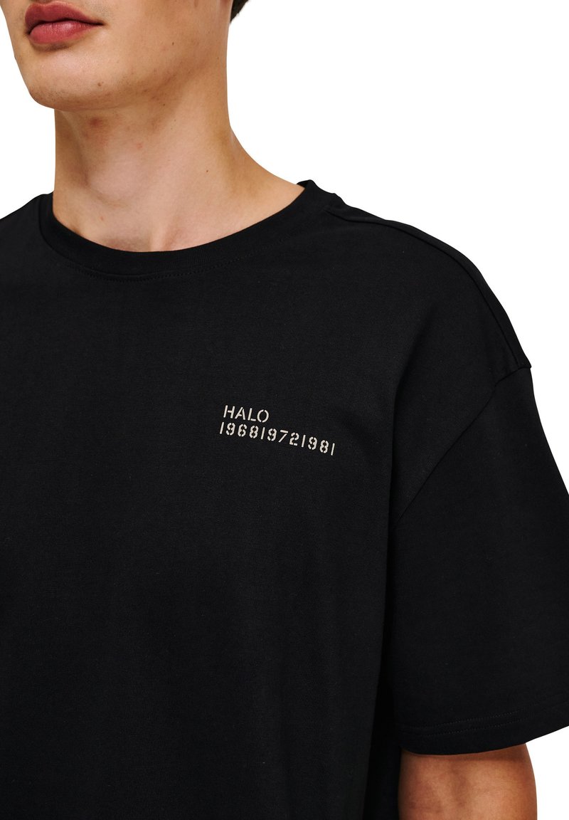 HALO GRAPHIC - T-shirts print - black seneca rock sr