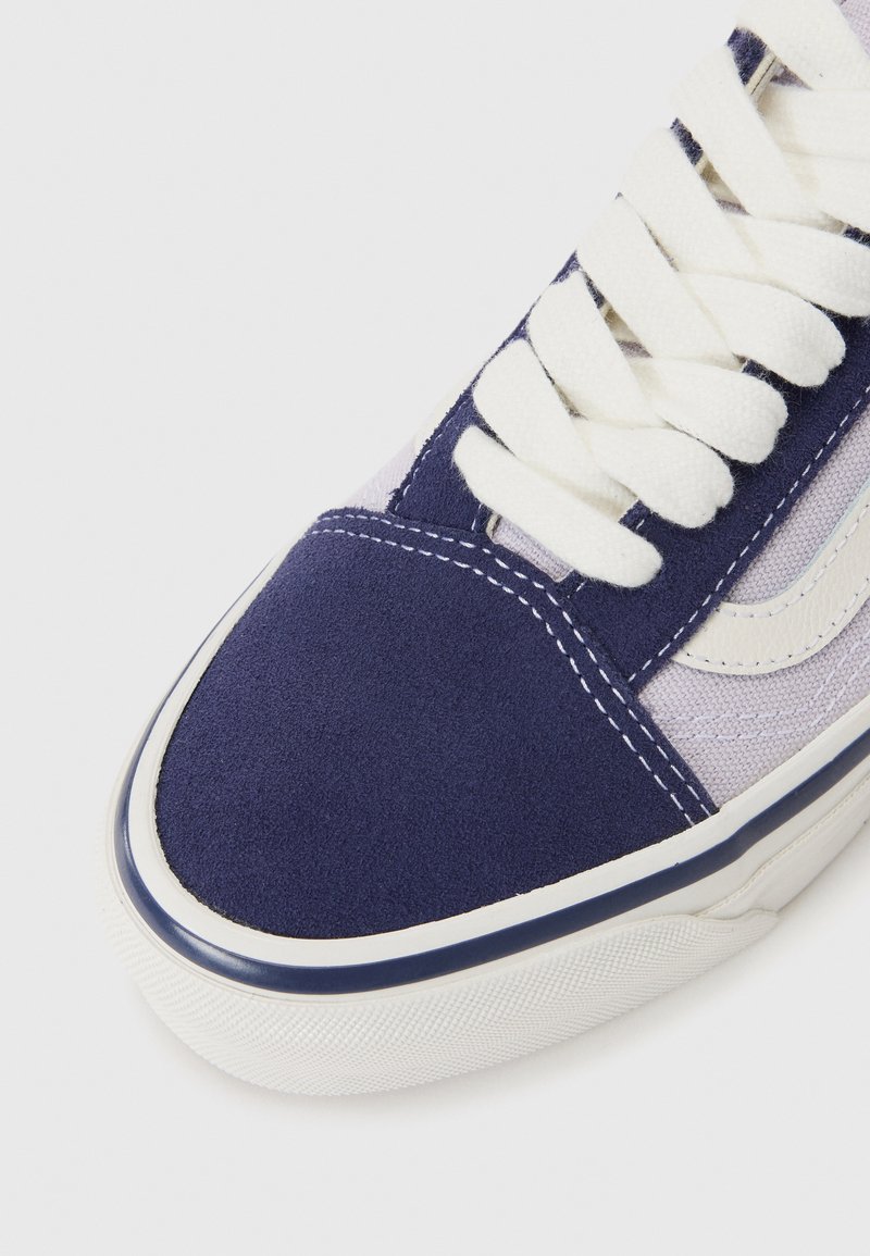 Vans OLD SKOOL UNISEX Trainers purple