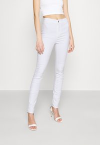 ONLY ONLBLUSH  - Calças de ganga de corte skinny - white