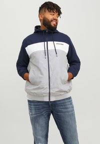 Jack & Jones - JJERUSH HOOD - Vetrovka - navy blazer/white/light grey melange Miniaturna slika 1