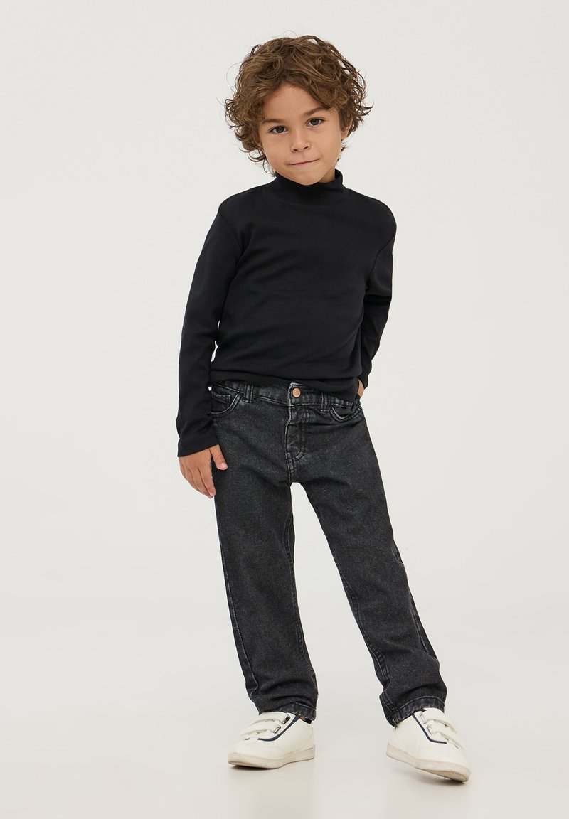 Terranova - Jeansy Straight Leg