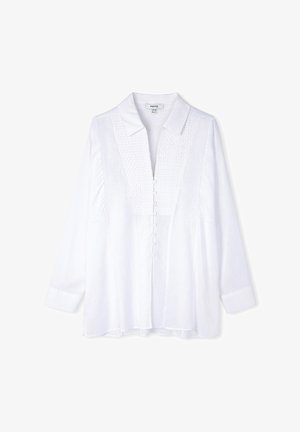 Blusa bianca a maniche lunghe con colletto, caratterizzata da un pannello frontale testurizzato, chiusura a bottoni e vestibilità morbida. Tessuto liscio con dettagli minimi.