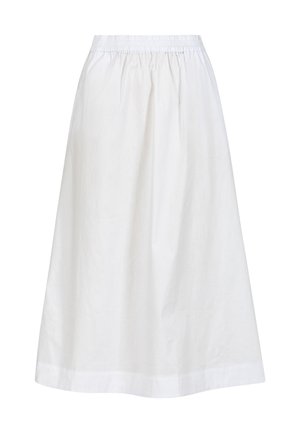 Fehér midi szoknya rugalmas derékpánttal és lágy pliszékkel, könnyű anyagból, egyszínű háttér előtt bemutatva.