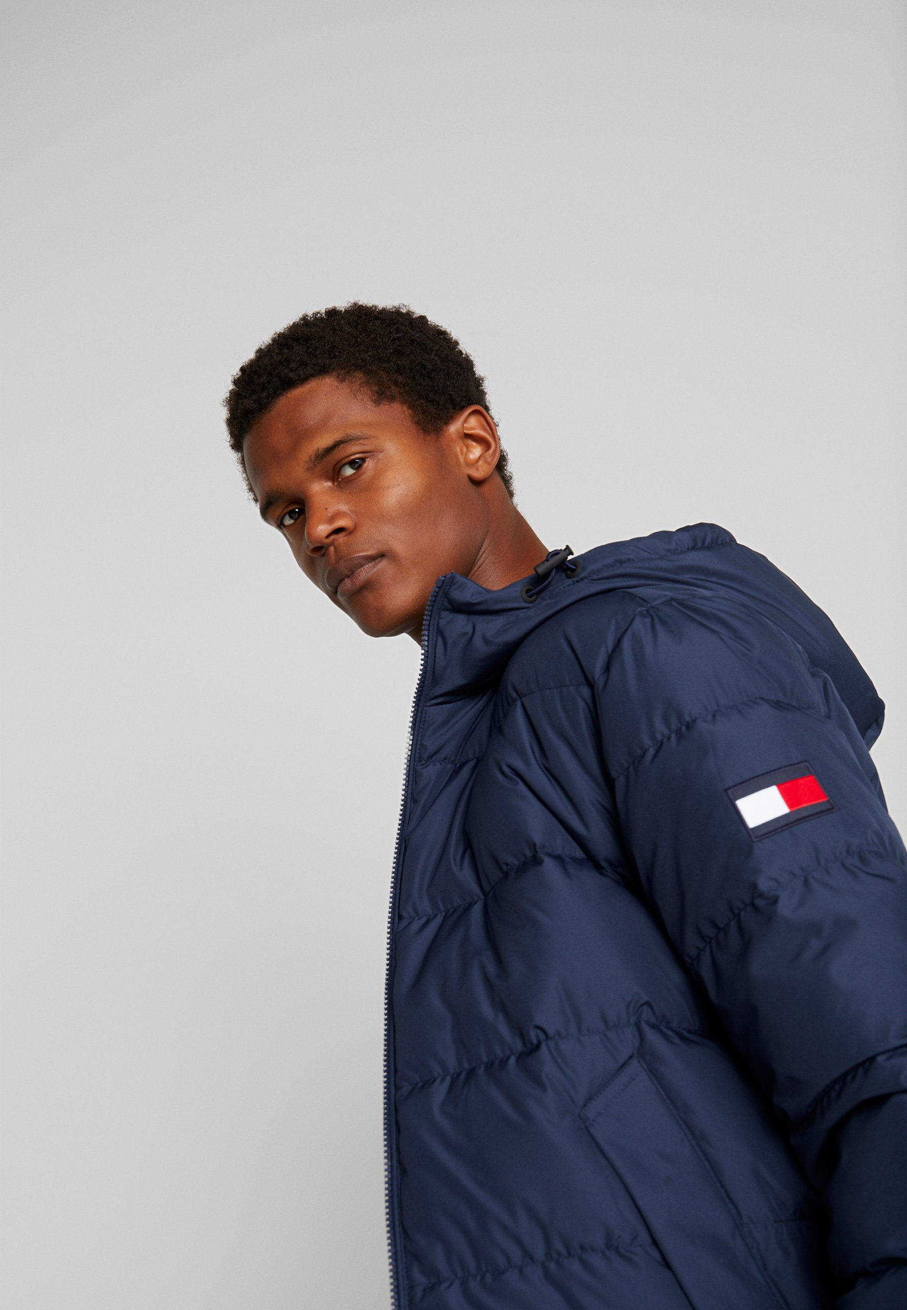 HOODED REDOWN BOMBER Dunjacka black HOODED REDOWN BOMBER Dunjacka black
