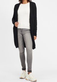 Oxmo Sweter