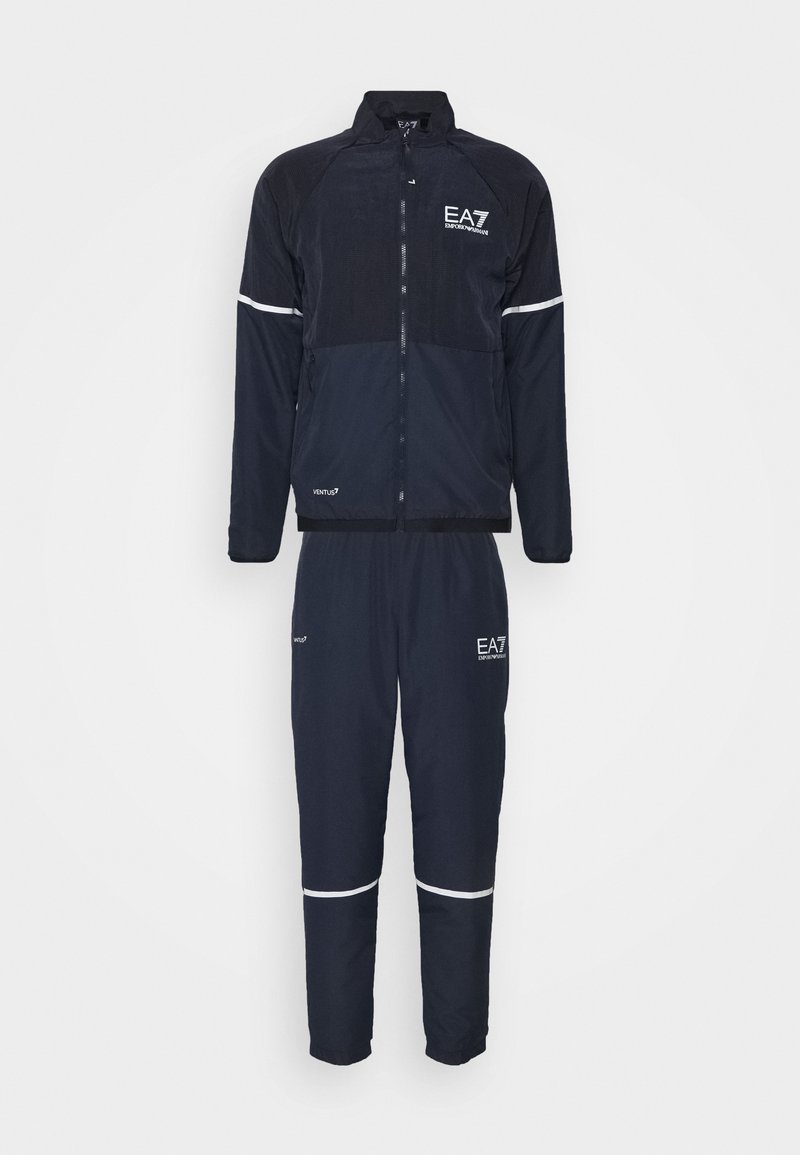 Herren Trainingsanzüge | EA7 Emporio Armani TENNIS PRO TRACK SUIT SET Trainingsanzug blue/navy/dunkelblau - CV86309 Herren Trainingsanzüge | EA7 Emporio Armani TENNIS PRO TRACK SUIT SET Trainingsanzug blue/navy/dunkelblau - CV86309
