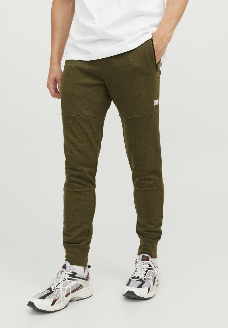 Jack & Jones JPSTWILL AIR PANTS - Pantalones deportivos - olive night
