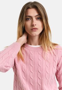 GANT CABLE C-NECK - Trui - dusty pink