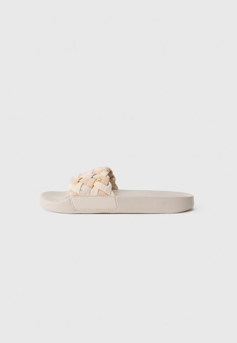 Tommy Hilfiger TH MONOGRAM BRAIDED STRAP POOL SLIDES - Pool slides ...