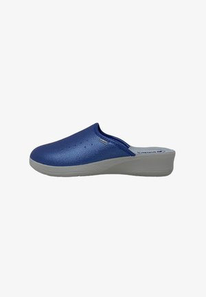 Zoccoli sintetici blu con finitura testurizzata, dotati di fori di ventilazione, suola grigia e tacco leggermente elevato per il comfort.