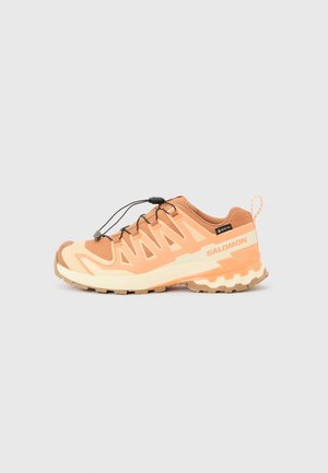 XA PRO 3D V9 W - Løbesko trail - pecan brown/nectarine/almond cream