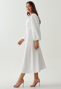 TUSSAH MAURA MIDI  - Kasdienė suknelė - white