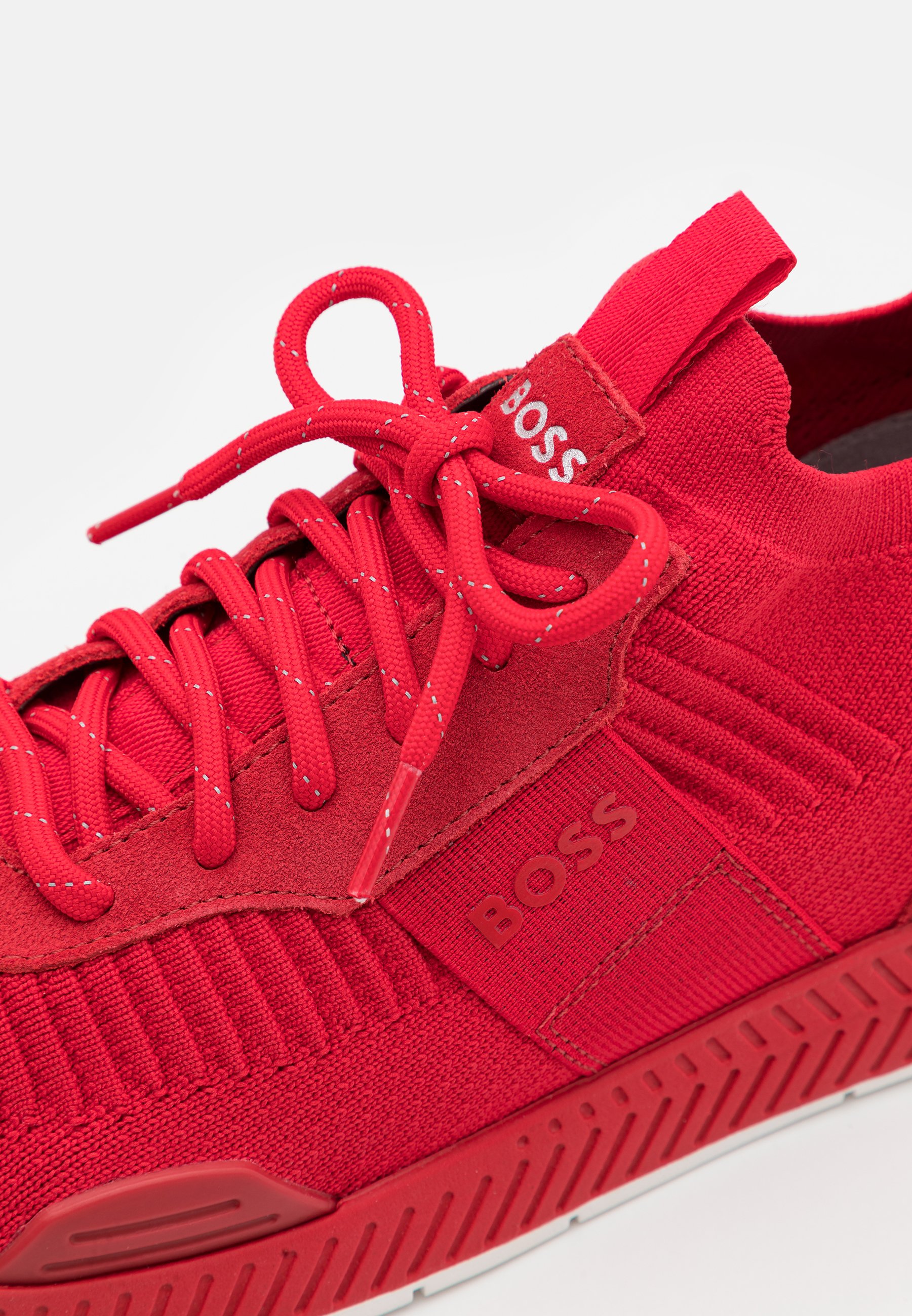 boss red trainers