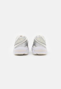 ASICS SportStyle GEL 1130 - Sapatilhas - cream/pure silver