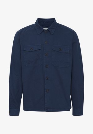 Marineblauwe button-up jas van katoen, met twee borstzakken met klep, lange mouwen en een rechte onderkant met knoopsluiting aan de manchetten.