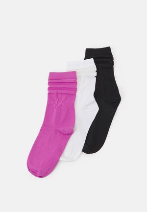 CREW SOCK 3 PACK - Nogavice - black/cloud white