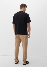 s.Oliver MIT FRONTPRINT - T-shirt z nadrukiem