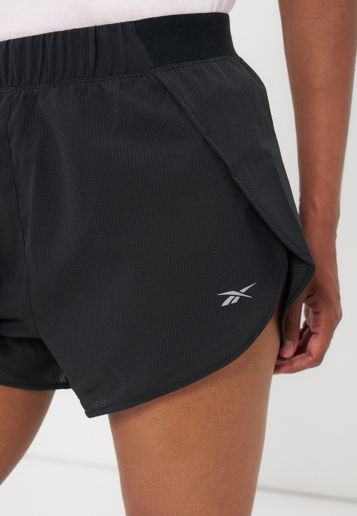 Kurze Sporthose