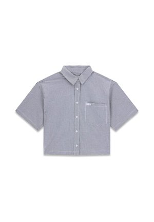 Chemise à manches courtes avec un petit motif à carreaux noir et blanc et une poche avant sur un fond blanc.