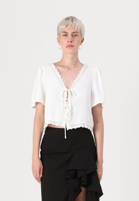 JDY JDYLION LIFE STRING - Blouse - cloud dancer