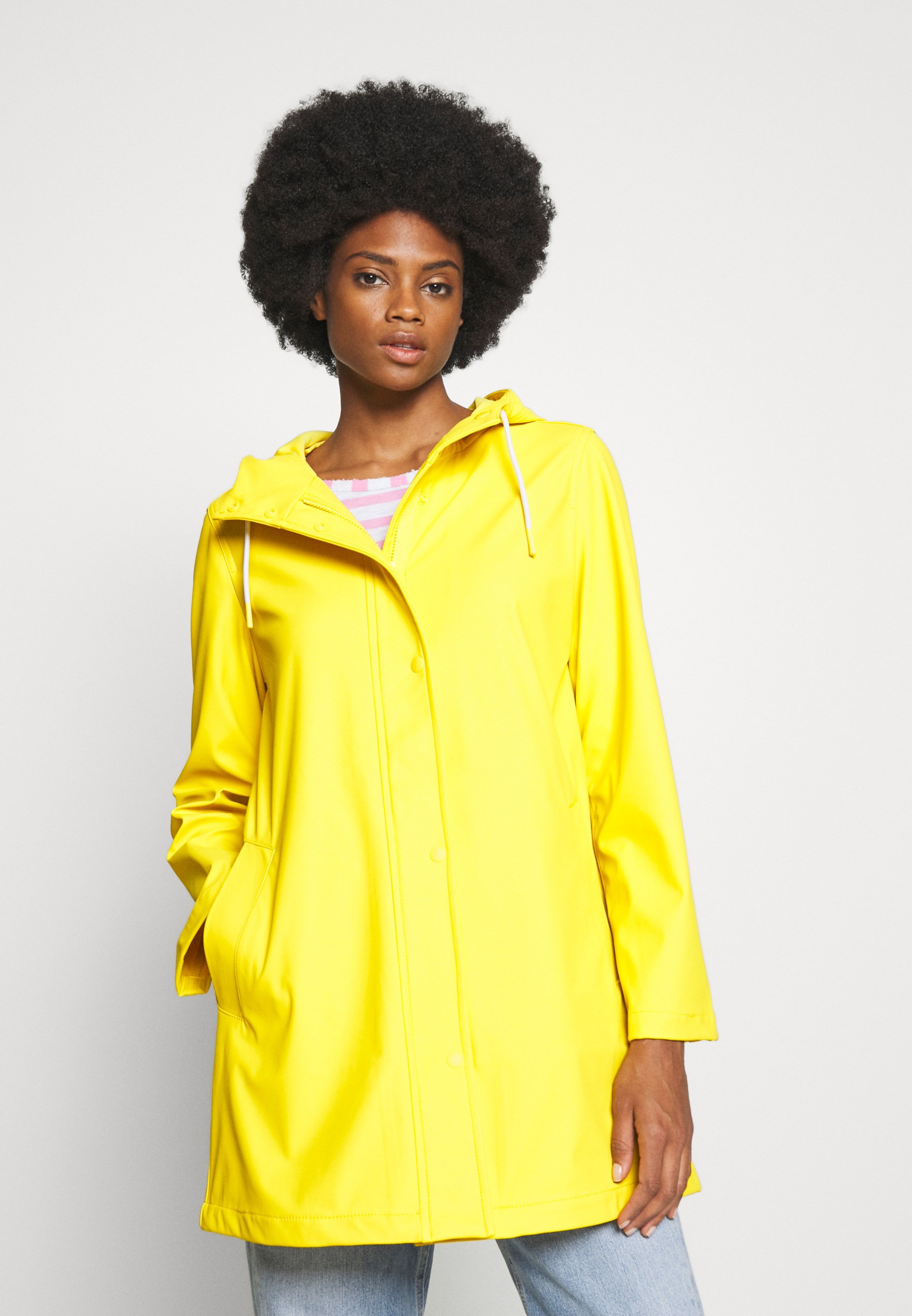 gap yellow rain jacket