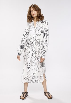 Looks By Wolfgang Joop Kleider Online Entdecke Dein Neues Kleid Zalando