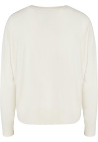 Cremfarbener Pullover aus weichem Strickmaterial. Verfügt über eine lockere Passform, lange Ärmel und einen runden Halsausschnitt. Keine sichtbaren Muster oder Akzente.