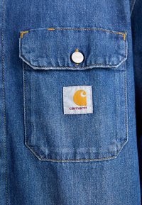 Carhartt WIP HARVEY SHIRT - Giacca di jeans - blue dark bleached