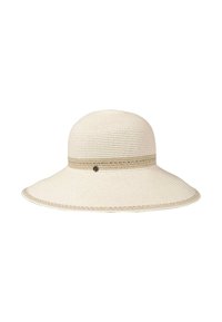 Sombrero de ala ancha hecho de paja trenzada, de color crema claro con una banda decorativa y un sutil acento metálico cerca de la base.